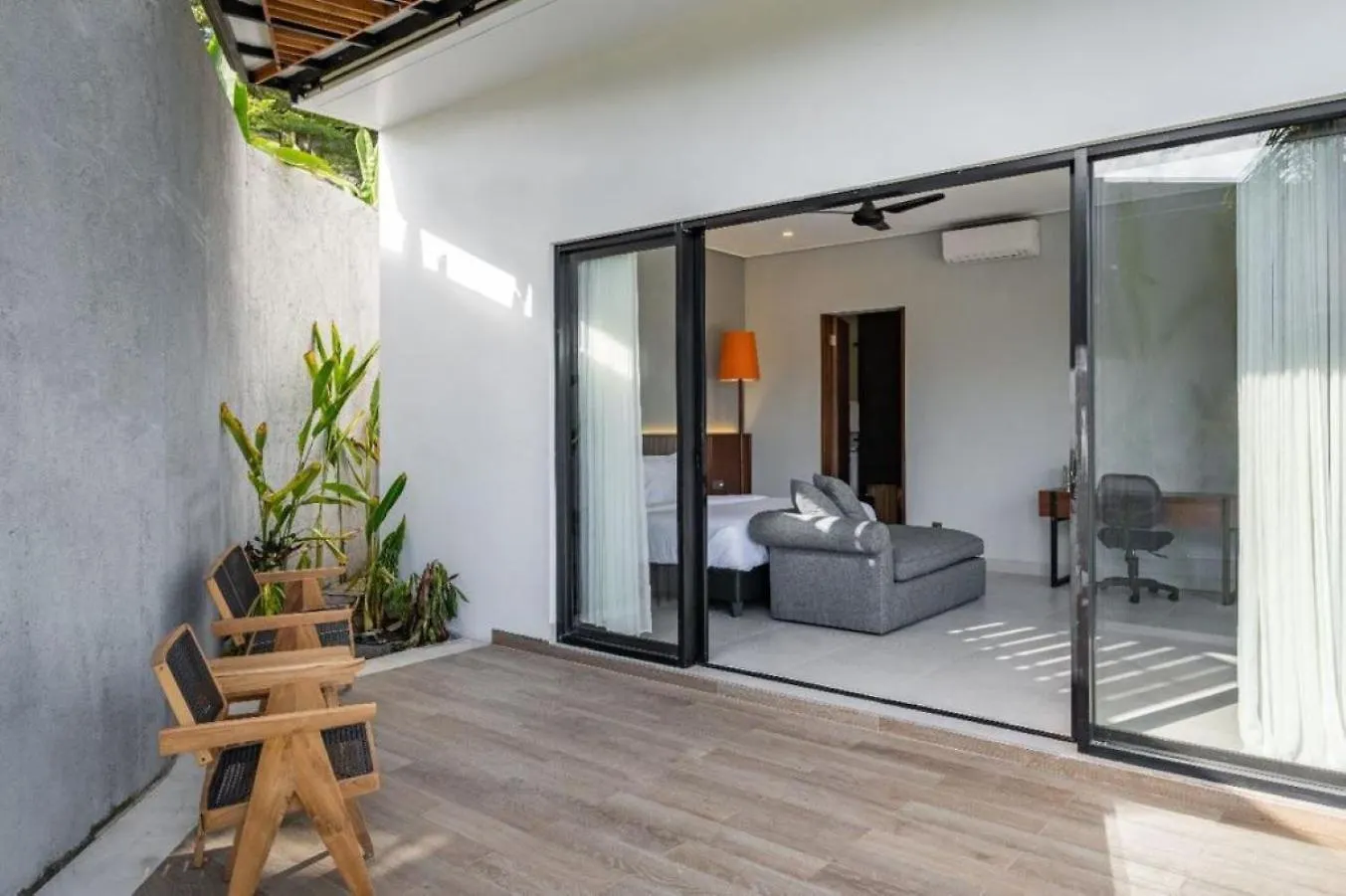 Villa Cakra - 4 Bedroom Luxury Villa With Infinity Pool And Paddy Field View Ubud
